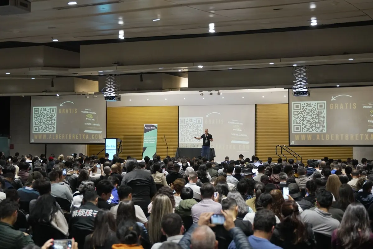 Albert Bretxa impartiendo una ponencia en un evento de inversión de Rankia